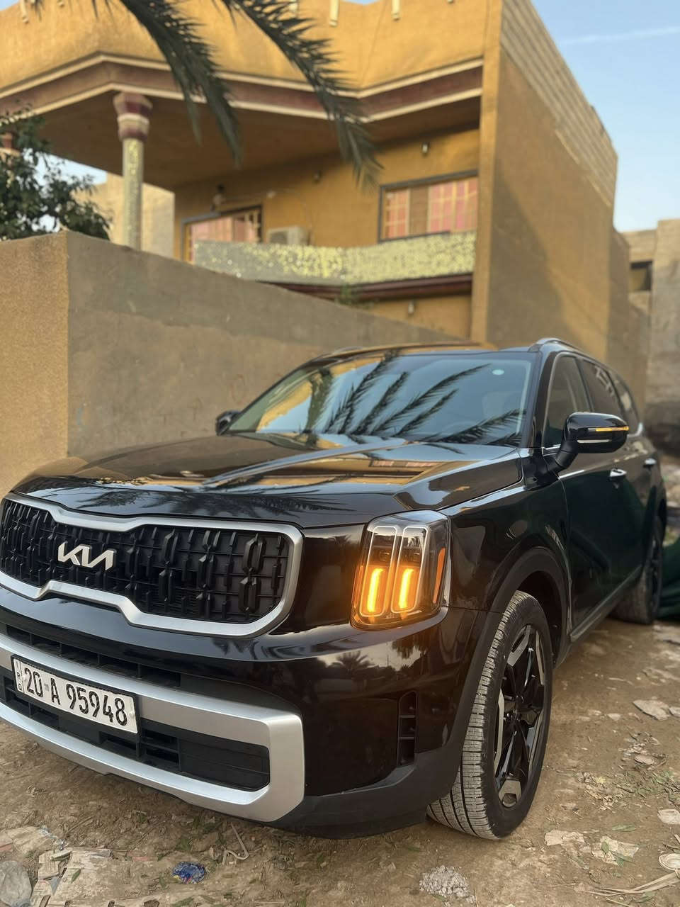 كيا تلورايد موديل 2025
ماشية 7000 مايل 

السياره بيه صور الحادث بل منشور

بارده جاملغ الامامي بل خشم بسيط 

بدون دواخل السياره ليبل واحد  

موصفات. S 

فتحه 

كشنات تدفه 

كشن السايق كهرباء 

كراسي. منفصل VIPاسود 

ستيرن رجاج كيا تلورايد موديل 2025

ماشية 7000 مايل 

موصفات. S 

فتحه 

كشنات تدفه 

كشن السايق كهرباء 

كراسي. منفصل VIPاسود 

ستيرن رجاج 

كراسي الخلفيه اوتو 

توقف ذاتي 

شحن وايرليس 

شاشه متصله 

ويل 20 انج

السعر 310 

عنواني ديالى  

***********

كراسي الخلفيه اوتو 

توقف ذاتي 

شحن وايرليس 

شاشه متصله 

ويل 20 انج
