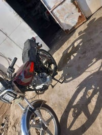 سافان موديل ١٥ • أوراق ضايعة • حلة شارع ٨٠