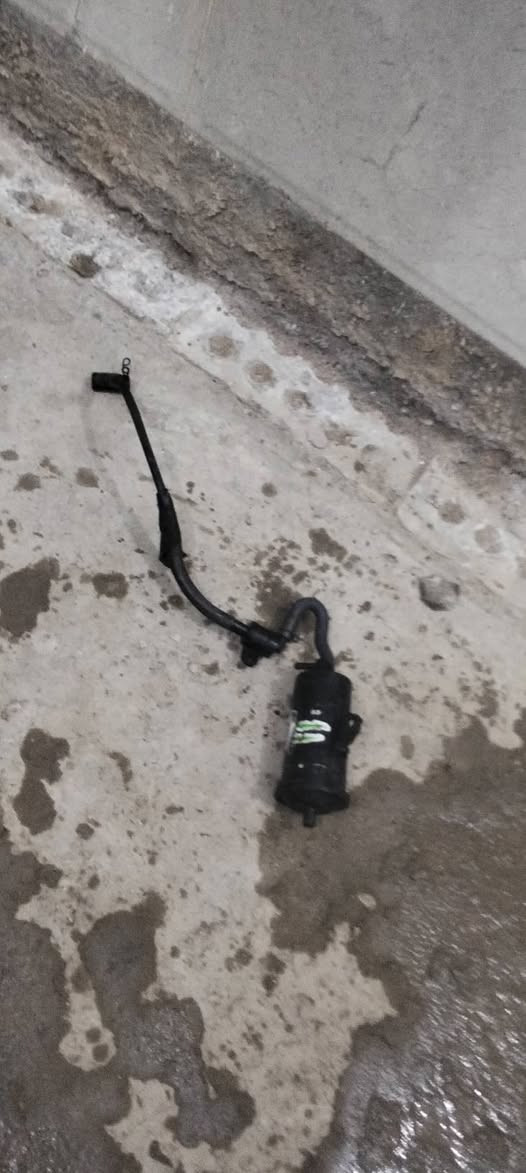 السلام عليكم غراض ماكس عدلة اصلية للبيع مكان بغداد الامين الثانية ***********
