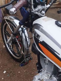 سيفان مديل 24 كفالة من كلشي اوراق اصولي سعر 650 وبيهة مجال مكان بغداد ...