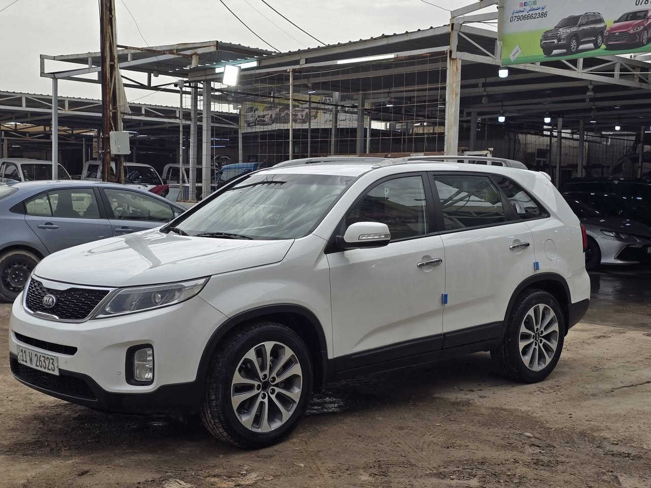 السلام عليكم للبيع او مراوس حسب القناعه سورنتو 2014 خليجي 6سلندر 7راكب 3قطع تبريد بصمه شاشه كامره فول عدا البانورما رقم جديد دولي هزه جديده مكفوله من الصبغ والتبديل والسونار داخل المنشور شوفه واقتنع وخابرني ماشيه 185 شرط النضافه فول السعر 174 بيهه مجال مكاني بغداد اليوسفيه ***********
