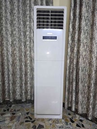 اغراض للبيع مكان زعفرانية 07713826665