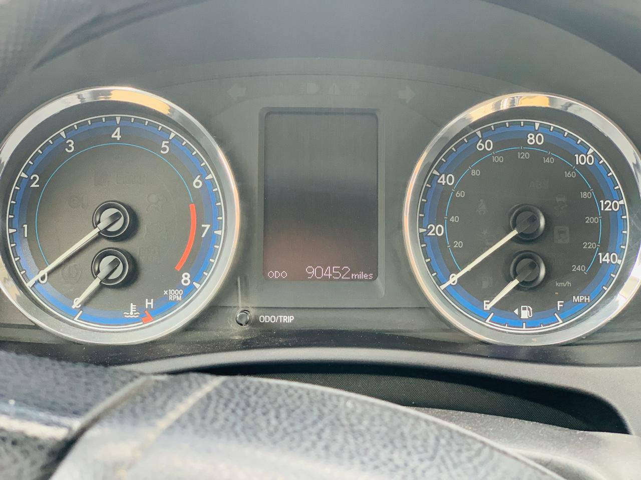 السلام عليكم كورلا موديل 17 بيه قطعه وحده السعر 137 وبي مجال ‏‪***********‬‏
