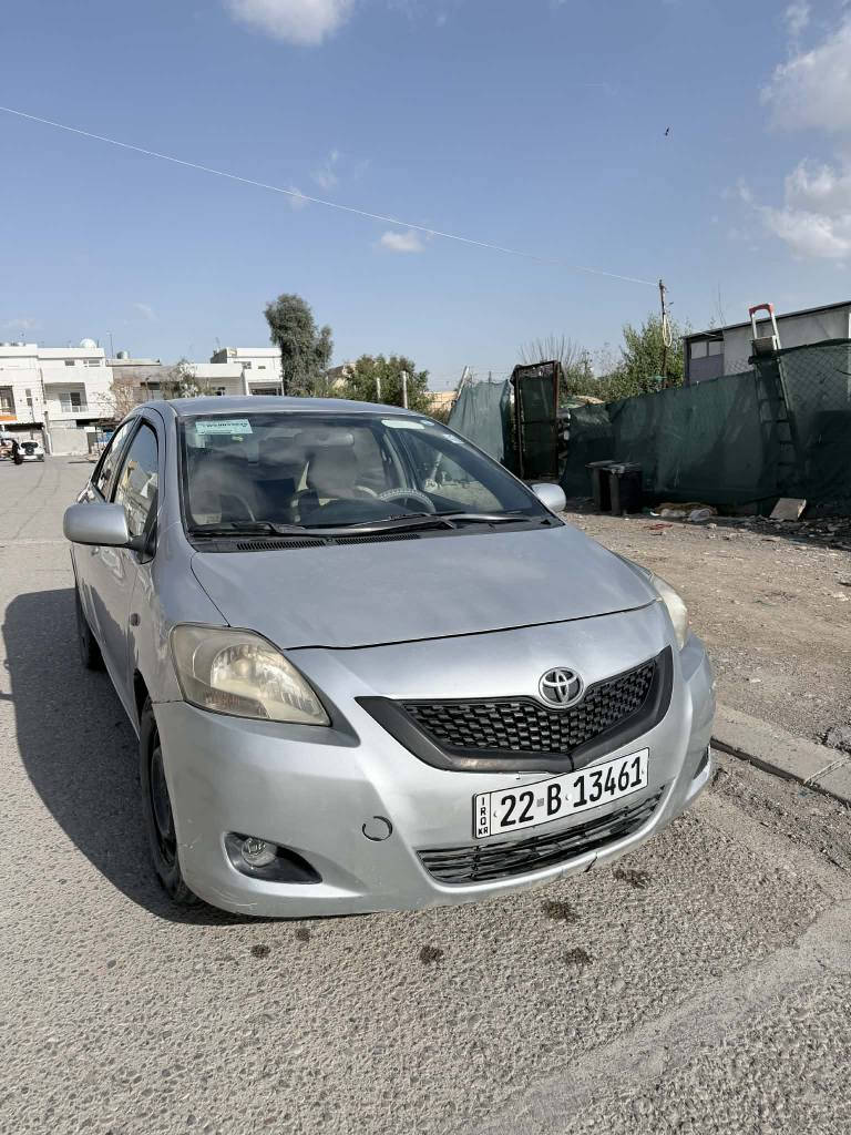 توێتا یارس ٢٠٠٨
ڕەنگی سلڤەر سەیارەکە ٣ پارچەی هەیە بێ ژوورەوە
پشت و پێشی کەپسە بێ لێدرانە
گێڕ و مەکینە و تەبریدی بە شەرتە
بەناوی خۆمە و سەنەوی تا ٢٠٢٨ نوێیە
توند و تۆڵە و بێ مەسروفە 
نرخی سەیارەکە82 وەرەقە و مەجال
ژمارە مۆبایل *********** هه ولیر أربيل, العراق
