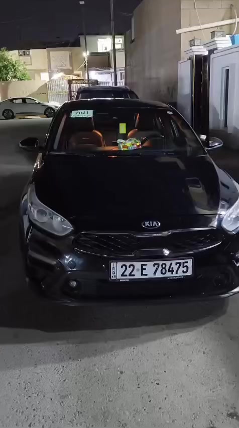 السلام عليكم فورتي موديل 2021 اسود اربيل شرط التحويل حادثها بنيد ودعاميه ارباك دشبول وستيرن وبيها شويه بارد 
فوگ البگلايت الايسر فئة الGT لاين ماشيه 45 الف ميل
138 وبيها مجال مكانها رمادي 
***********
