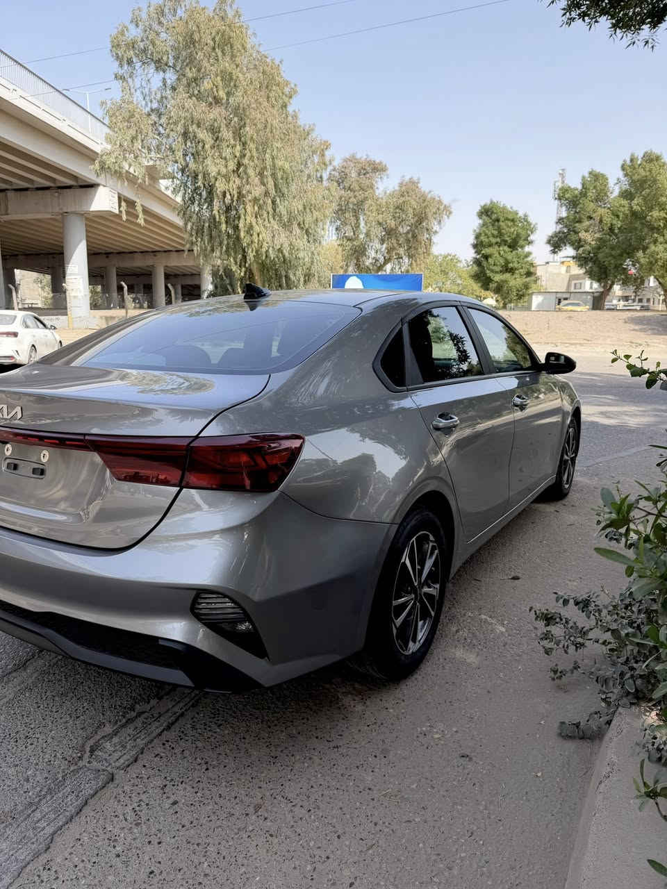 فورتي وارد امريكي 2023 ماشيه 13 الف. دخول جديد بدون رقم حادثه بنيد مبدل وجاملغ مصبوغ سياره بعده جديده 
رايده 144 بدون رقم. ورقم يكلف 15 ورقه اذا تريد ارقمه الك
مكاني السيديه 
***********
