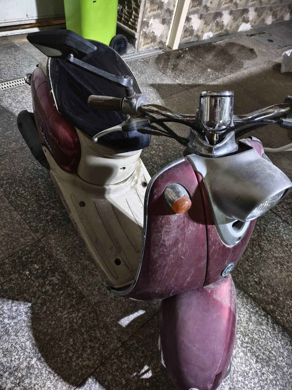 دراجة عبد الحليم رمبة كلشي بيها بلادي يرادلها بس تبديل كفر سعرها 450 الف 
سعر 450 الف
***********

عنوان بغداد الاعلام
