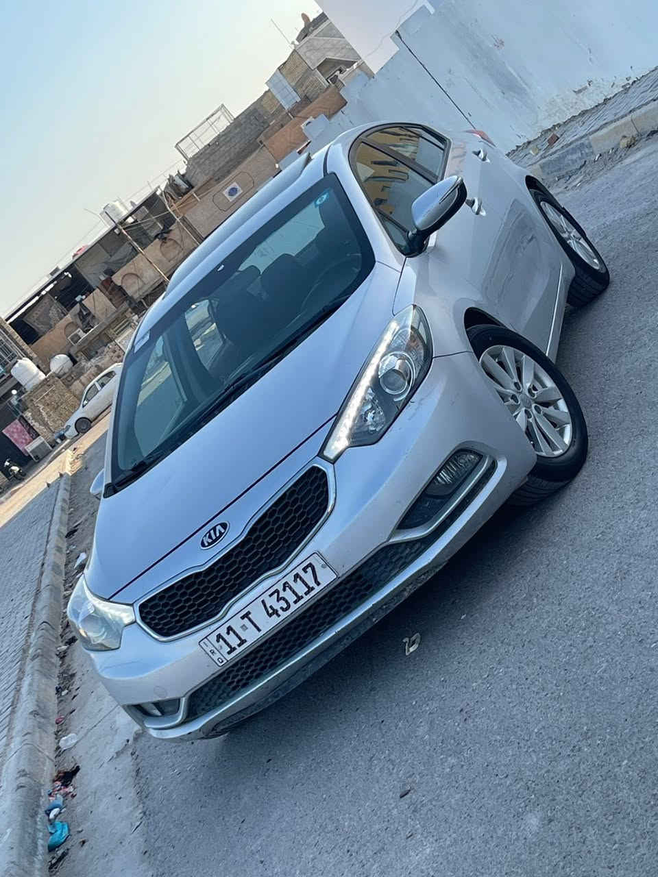 كية سيراتو خليجي موديل 2016 رقم بغداد انكليزي جديد بسمي هزة جديدة سنوية جديدة تحويل مباشر 

بدون تبديل بدون حادث بيهة جوة قبغ البانزين صبغ بسيط

السعر 118  بيهة مجال ***********

فول مواصفات واحد ع واحد عدة البصمة 
سلايد روف
مري شفط 
ماشية 110كيلو

محرك وكير بلاديات ممفتوحات حجم المحرك 1600 دوش 
كير اوتماتيك 
تبريد قطعتين ثلاجة بلجكمجة

