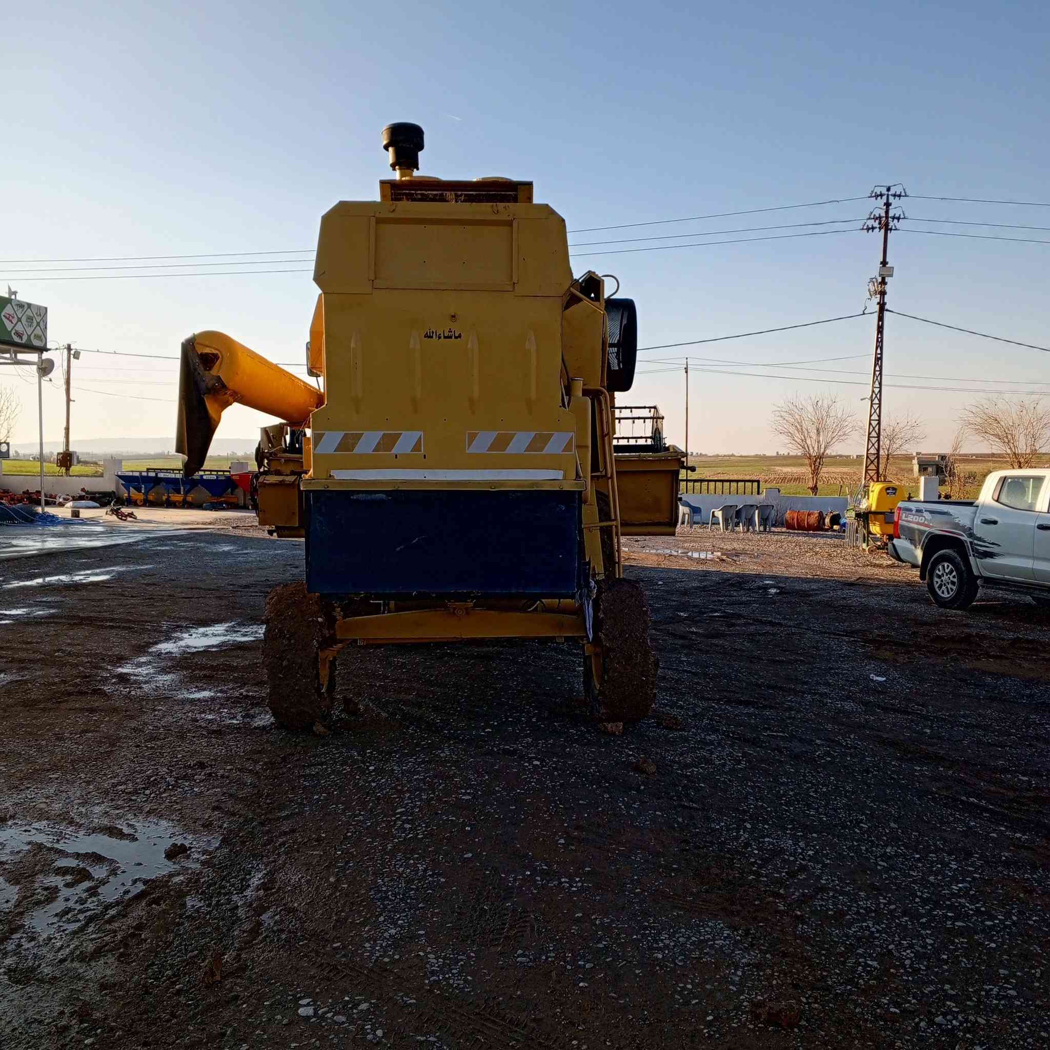 حاصوده نيوهولند ٤بلم موديل ٩٧ منفيس عندي وكالة للبيع عنوان كركوك التون كوبري ***********6
