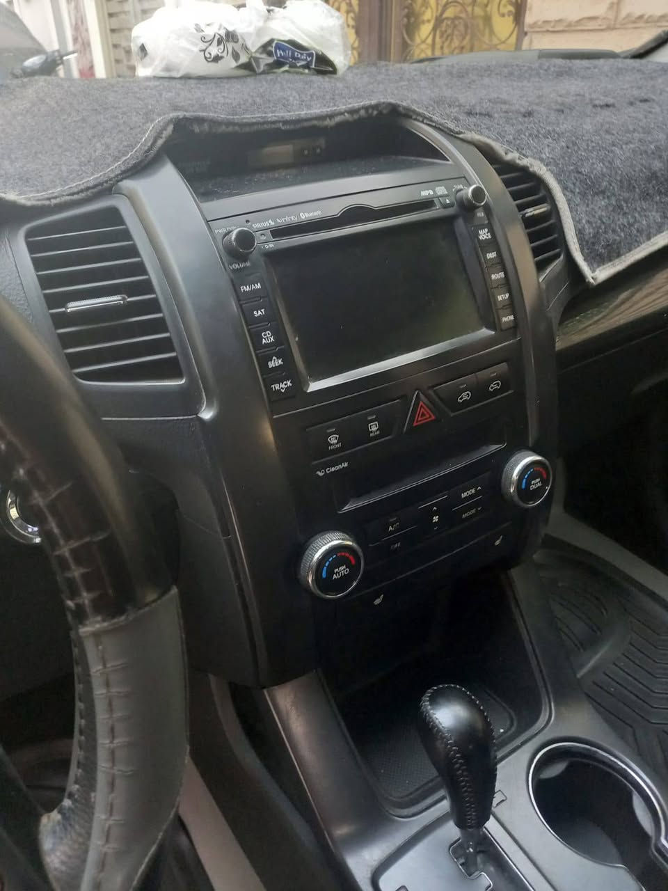 كياسورنتو موديل ٢٠١٢ سوده وارد امريكي بيها جاملغ وبنيد فول عده الفتحه بصمه كشنات كهربائي تتدفه بلكشنات السعر ١١٥ورقه*********** رقم انكليزي سياره بسمي تحويل مباشر رقم بغداد
