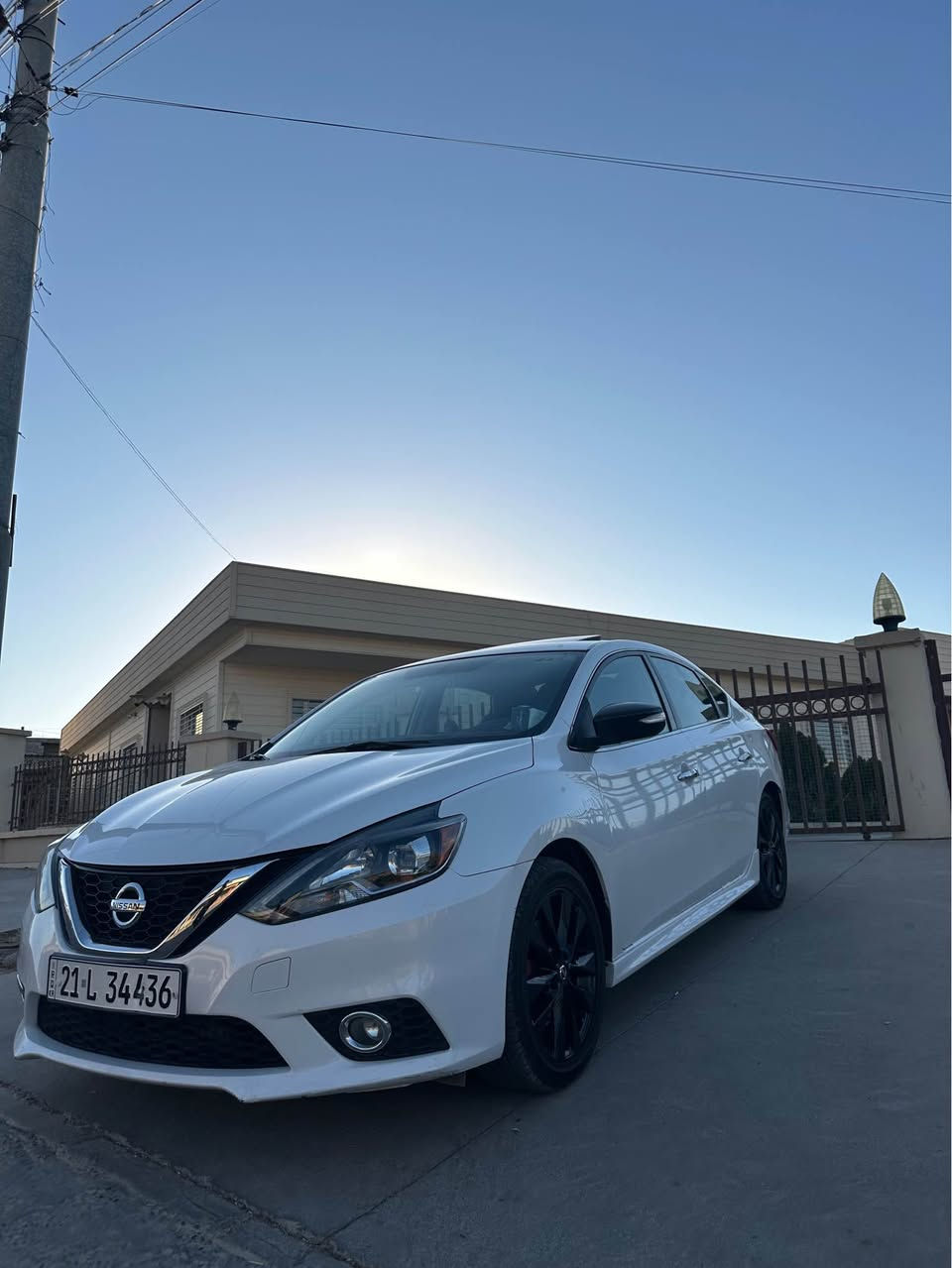 نیسان سێنترا ٢٠١٧
‏SR TURBO
سێ (مۆد لێخوڕین .sport.eco.normal )گێڕ عادی و ئۆتۆماتیکە.سوکان ڤۆلیۆمە .تەحدید سورعەیە. سەدەفە سەیارەکە .سلەیدە. لەیت عەدەسەیە. ویل کەپی بیلەدە. کوشن هیتەرە . سەنەوی تازەیە تا ٢٠٢٩ . ١٤٠ هەزار ڕۆشتوە
بیلەد سپۆرتە
سەیارەکە زۆر پاک ماوەتەوە دوو پارچە بۆیاخی هەیە چاملخی دواوەو سنوق وەک شەریکە چاکراوە دەعمەکەی   خەفیفە سەیارەکە هیچ ماسرۆفی نیە،
سعر 125$
***********
*********** شمشمل, السليمانية
