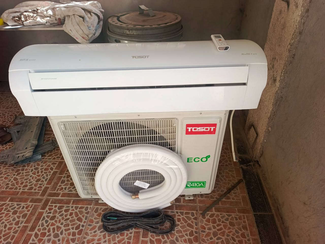 سبلت توست طنين غاز 410 الحديث شرط وظع شركه غاز مقفول شركه وشرط عل تشغيل تبريد ثلج كامل مع جميع ملحقاته  السعر 600للتواصل عل خاص او الاتصال ***********
