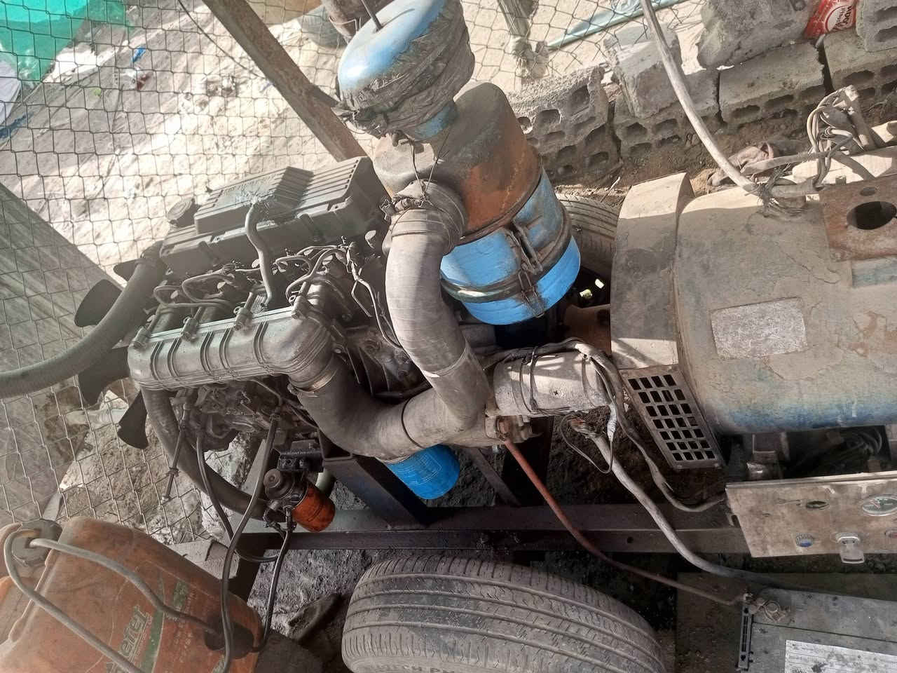 مولده كيه للبيع جاهزه من كلشي السعر 14 ورقه وبيه مجال ***********
