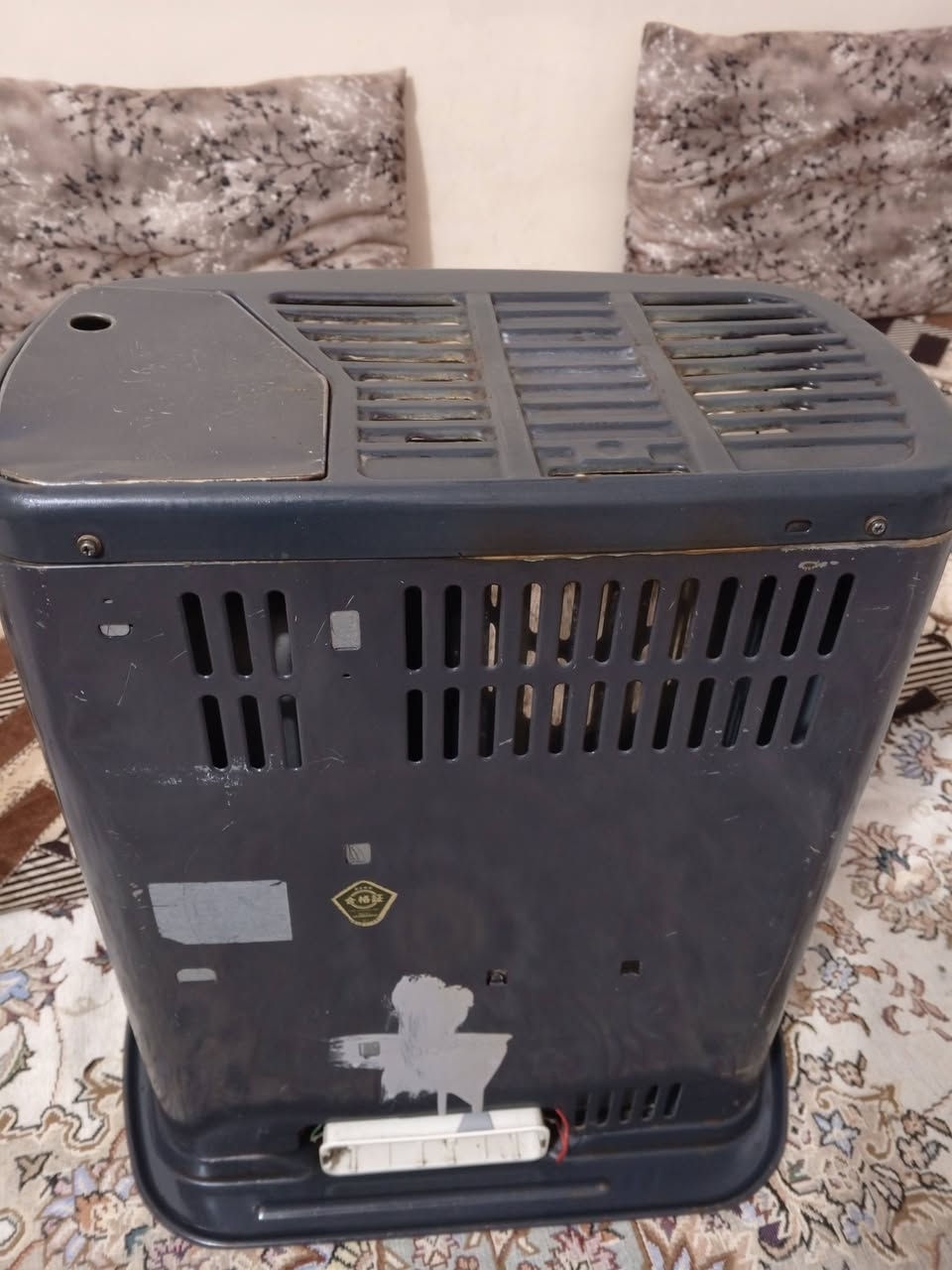 عليكم صوبه نفطيه للبيع نضيف بس يرادله فتيله..سعره 50 الف ***********
