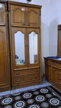 خشب ثقيل • للبيع • تواصل خاص