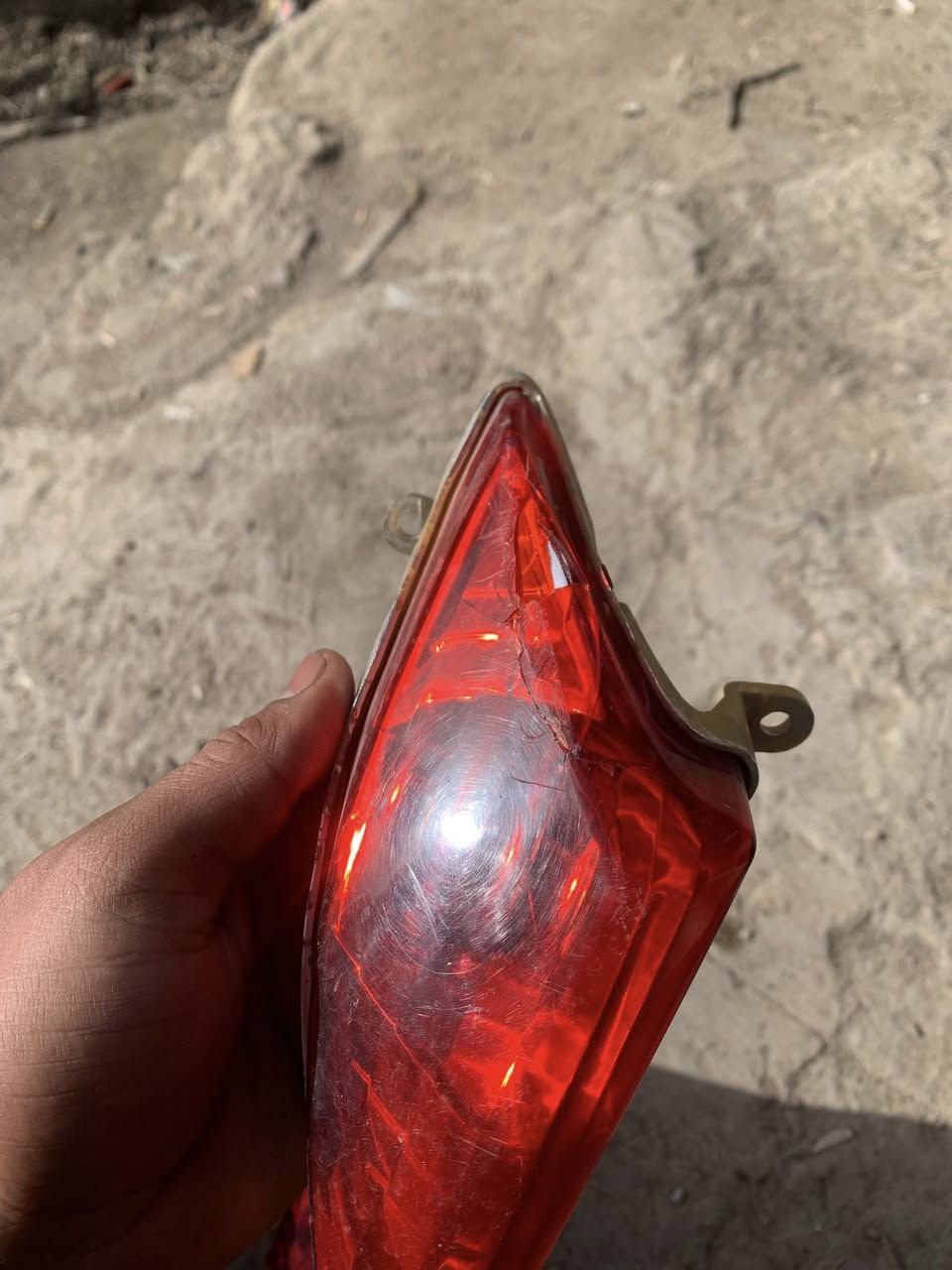 اشاير سكنز فحل حمر مال رمبه تك مثلومه شويه من عدها ب30 مكاني كاضميه رقم ***********
