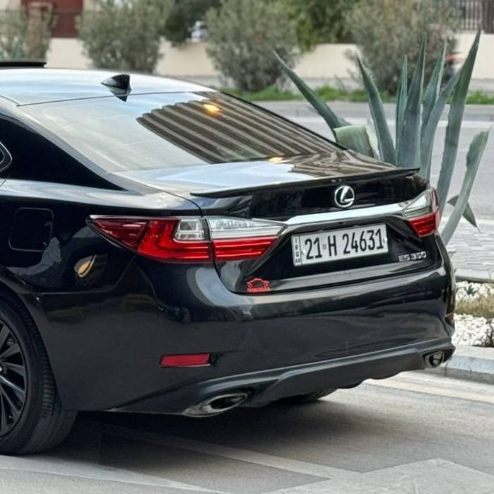 لكزس ES 350 الموديل: 2018
اللون: أسود قطران
الداخل: مشمشي ليمتد (واحد على واحد)
الممشى: 74 ألف ميل
المكان: السليمانية – مركز المدينة
السيارة بيها بونيد صبغ فقط
بدون دواخل وبدون إيرباغ
كير ومحرك وصدر تام
تايرات جديدة
سنوية وفحص وهزة ولوحات جديدة
وكالة حاضر
المواصفات:
فتحة سقف
بصمة تشغيل ودخول
رادار أمامي وخلفي + مرايا
كشنات جلد كهرباء مع تدفئة وتبريد وخزن
ستيرن كهرباء مع تدفئة
شاشة كبيرة
تحكم ماوس
أنظمة قيادة: Eco / Normal / Sport
تحكم ستيرن + مثبت سرعة
شفتات ستيرن
محرك 6 سلندر سعة 3500
نظام صوت فاخر
السيارة نظيفة جداً وجاهزة للفحص

رقم صاحب سيارة ***********
