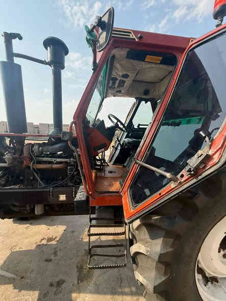 فيات ١٨٠ للبيع اكسل بارو تكمه عريضه يده عوجه مكفول ٦٥مليون ***********
