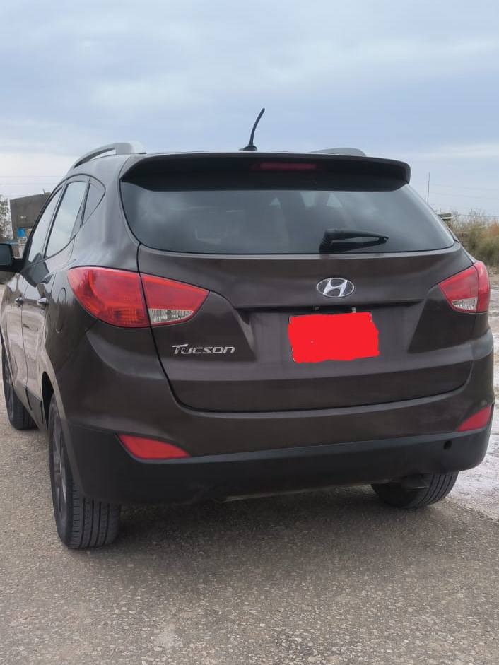 توسان موديل 14امريكي تحويل ثاني يوم بيه ثلاث قطع صبغ بدون دواخل... تبريد قطعتين كير ومحرك مكفولات الرقم بغداد السعر 135ورقه وبيه مجال الاتصال على الرقم *********** المكان بابل محاويل
