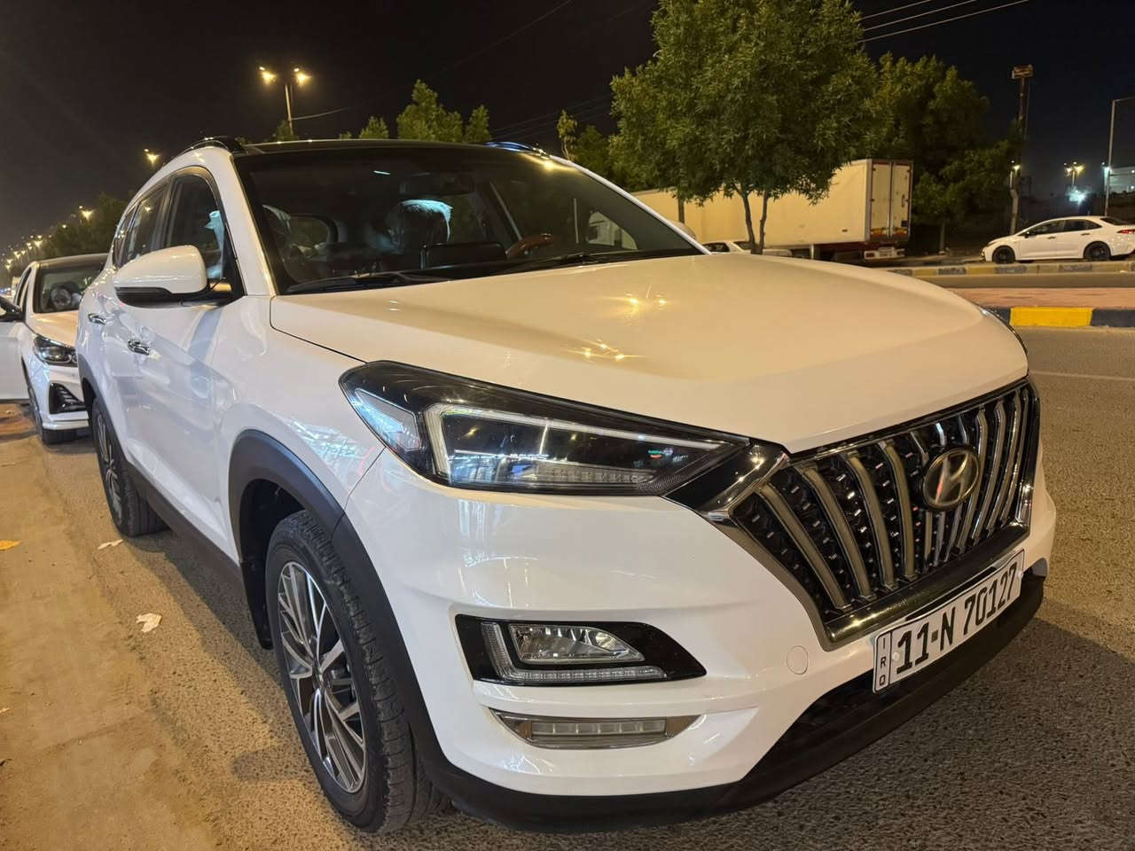 السلام عليكم توسان 2020 فول 1/1  مكانه نجف رقم بغداد الجديد سياره كفاله بيه فقط اماكن تكشير ومسويهن كارت سوناره موجود وبي كل تفاصيل ماشيه 87 
ب205 وبيه مجال 
***********
