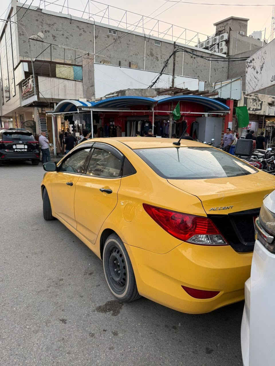 اكسنت ٢٠١٣ وارد امريكي سياره خير من الله اخت جديده ربي يشهد مكينه كير شرط حداديه شرط تبريد شرط سياره نافضها ع ايدي كله جديد منضومه المي +منضومه بانزين +منضومه الاحتراق + منضومه الهواء ربي يشهد كله جديد ترايك وين متريد شرط لا دفانز ولا شي  سياره باسمي تحويل مباشر للبيع او مراوس حسب قناعه استفسار اكثر *********** مكان السياره واسط الكوت
