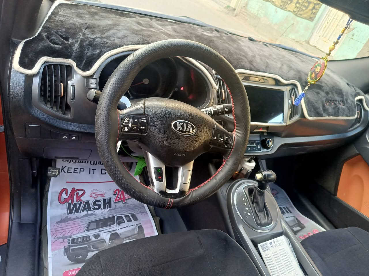 السلام عليكم كيا سبورتاج موديل 13 خليجي لون مشمشي مميز محرك 2400 دوش فول مواصفات بصمه ابواب بصمه تشغيل كشن كهربائي اشاير بالمري مري شفط حساس خلفي ويل كروم تبريد لمس نقطه عمياء كامره ابلادي بالمرايه الوسطية كشنات جلد ومخمل رقم اربيل عارضها 145 بيها مجال ملاحظه السيارة بيها باب الوره الصدر بي كلير فقط شرط الفحص مكانها بغداد مدينه الصدر رقم ***********   رقم الماني بسمي
