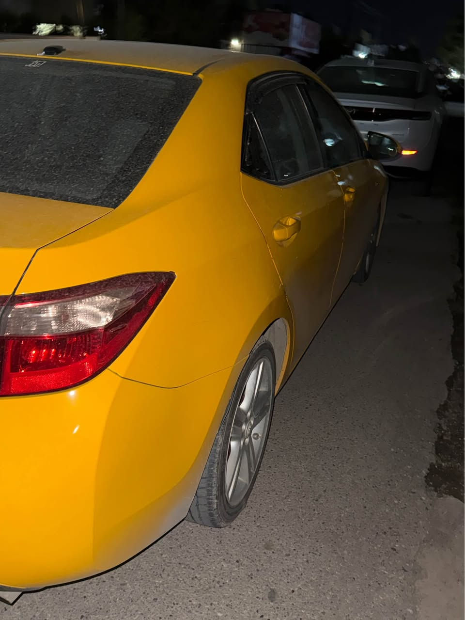 سلام عليكم كورلا موديل 18 محرك مكفوله من كلشي غاز بنزين . ضرر جمرلغ وبنيد صفحه سايق شاصي بي رصعه 
مطلوبه كمرك سنويه منتهيه بل 2023  100ورقة  قفل سيارة la
مراوسه ويه خصوصي عادي 
*********** كركوك, العراق
