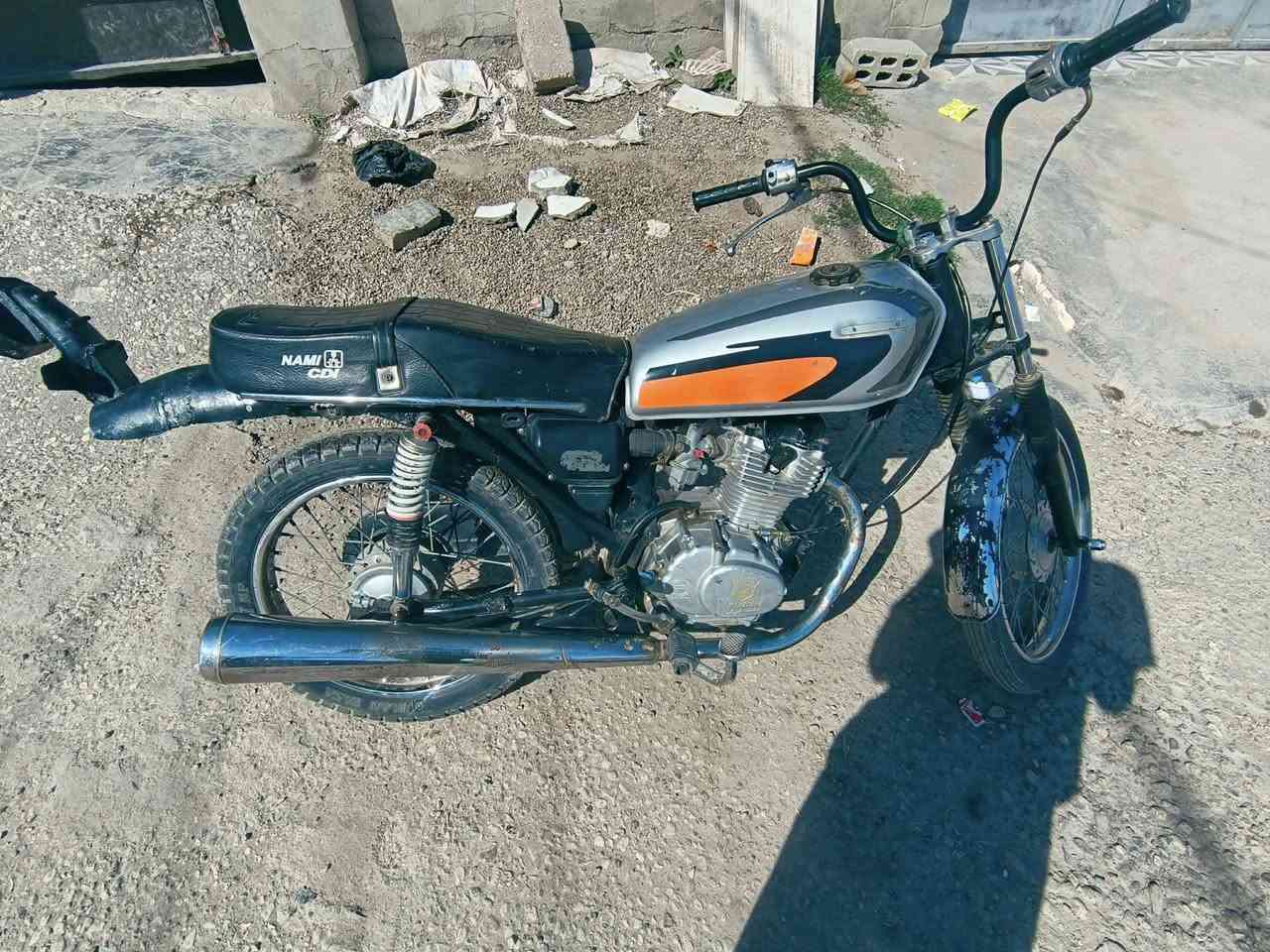 السلام عليكم 
دراجه للبيع تايكر وموديل ٢٠ كلك ورقم شاصي موجود مالته شلعه فول بيها وانضف من الصور وباقي التفاصيل بالخاص


**إذا كنت صاحب هذا الإعلان وتريد حذفه لأي سبب، رجاءا أرسل رسالة إلى الدعم الفني**