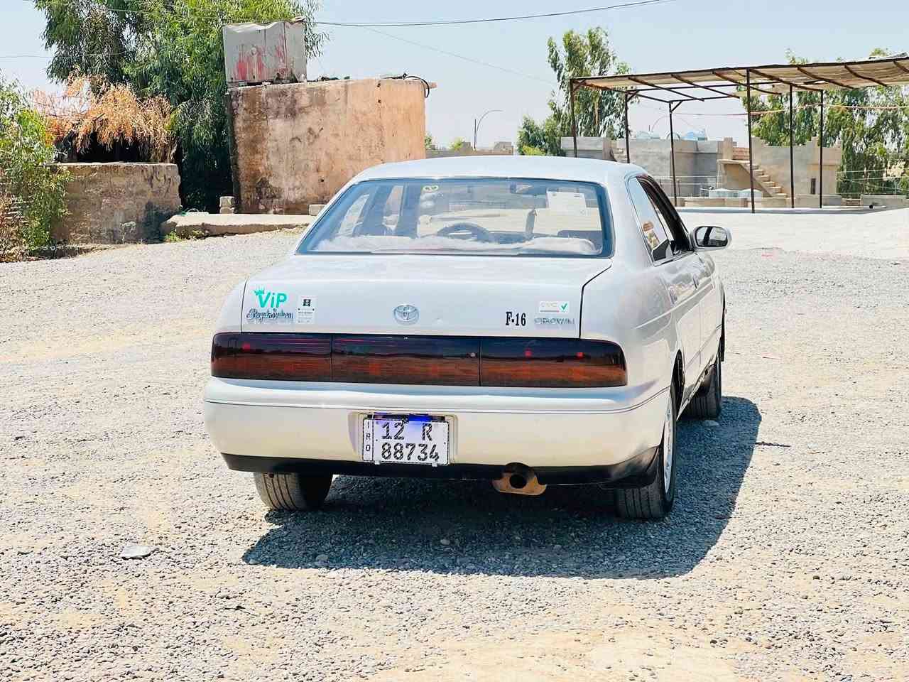 السلام عليكم سياره بطه للبيع موديل 1992 متصل محرك كير 2500 شرط تبريد ثلج صدر تايرات كلو نضيف رقم نينوى دولي سنويه و هزه جديده بيها مكانين صبغ فقط بدون ضرر شرط السياره بلاديه و نضيفه السعر 52 وبيها مجال
اتصال ***********
