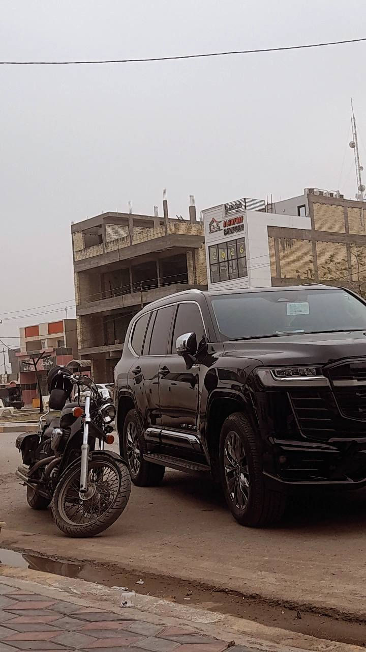 هارلي ستد 400cc للبيع الدراجه بلاديه ماملعوب بيه ابد محرك خير من الله شلعه تشك الكاع شك ونضافته شوفت عينك نقصه بس صفاحيه اليسره وتايره الخلفي شويه تعبان وياه جنط جانبيه وتشغيله نكره سلف بكل وقت عسما جاي تمطر ثلج كهربائيات كلهه شغاله اشاير بك لايت عالي ناصي كلهه شغال اوراق فقط يعني بس ينفتح الترقيم كبل تترقم
السعر 1650 وبيه مجال

مكانه واسط الصويره
***********
