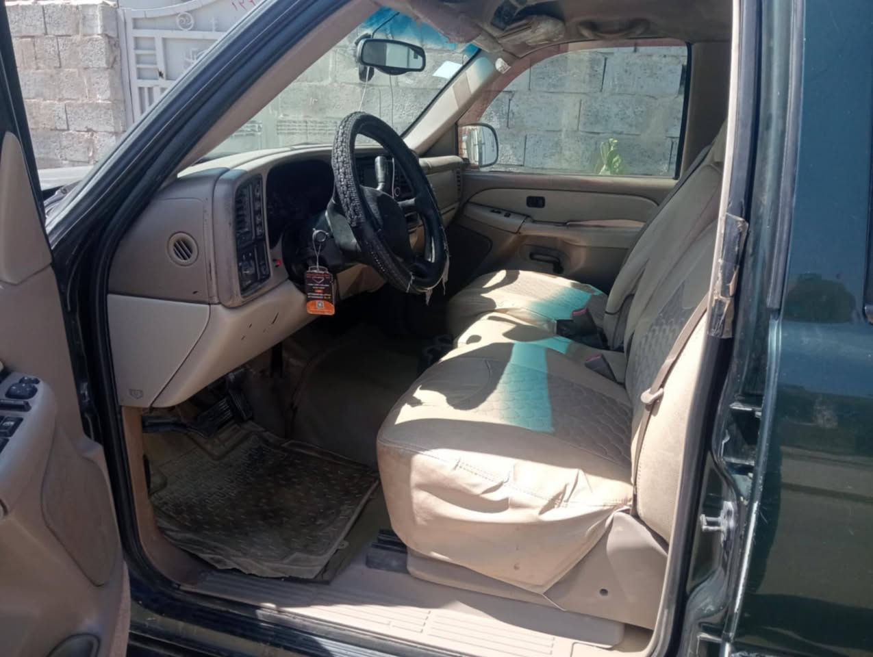 السلام عليكم سوبر بان 2002 رقم بغداد نكليزي بأسمي مكفوله من الشرعيات فحل 8برغي بدون ضربه جراد بل بنيد وبل قماره كير الف محرك 5300 جدد مال كصه منضومه تبريد جديد بيع او مراوس مكاني بغداد الحسينيه السعر 90   ***********
