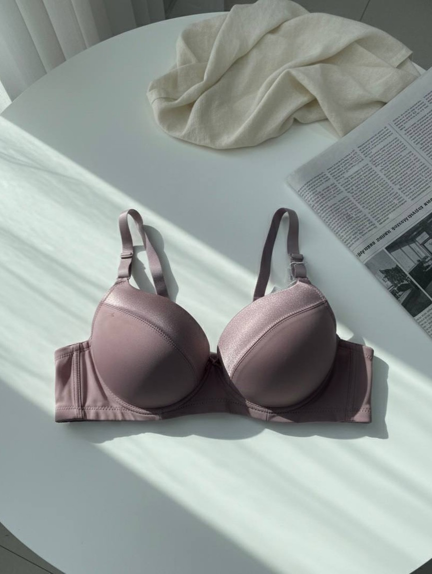 ✨🔥 ستيان سفنجه (قطعة وحدة) 🔥✨

إذا تريدين راحة وأناقة بنفس الوقت 💖
ستيان السفنجه قطعة وحدة هو الخيار المثالي لإطلالة مرتبة وجذابة 👑

💎 تصميم مريح وثابت
💎 يبرز الشكل بشكل طبيعي وناعم
💎 مناسب للاستخدام اليومي والمناسبات
💎 خامة عالية الجودة ما تسبب إزعاج

📏 متوفر بمختلف القياسات
🎀 ألوان حلوة تناسب كل الأذواق

📍 متوفر حصرياً في كوزمتك العرائس
📞 للحجز والاستفسار: ***********
🚚 خدمة التوصيل متوفرة لجميع المناطق
