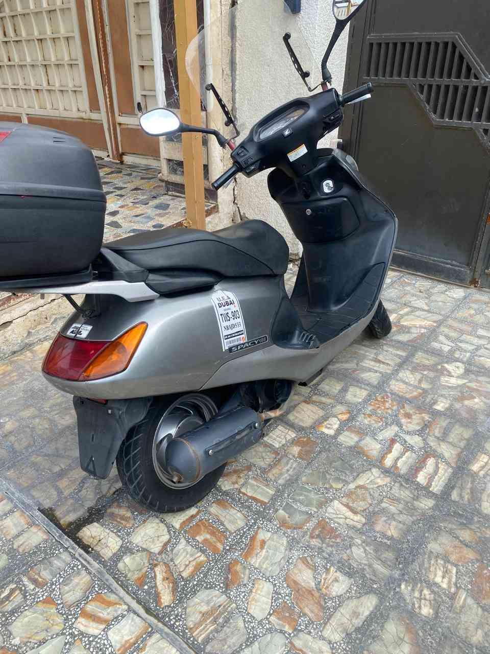 سلام عليكم شباب دراجة سبيسي مكفولة كفالة عامة دراجة بجيس محرك مكفول كهربائيات كلهة شغالة مكاني بغداد زيونة 
اي ستفسار علة هاذ رقم 0778008023
مامتواجدً خاص


**إذا كنت صاحب هذا الإعلان وتريد حذفه لأي سبب، رجاءا أرسل رسالة إلى الدعم الفني**