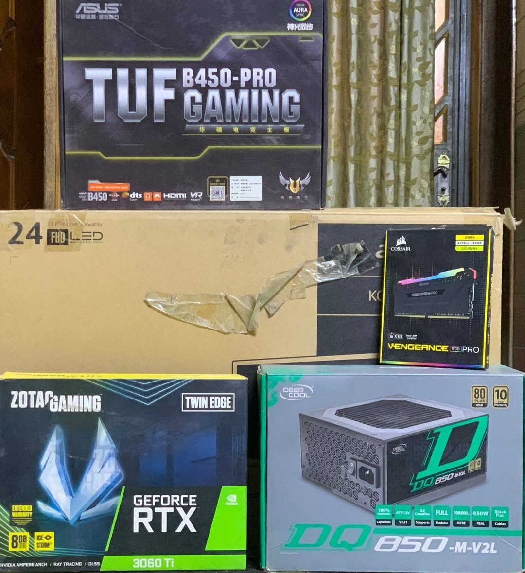 شباب سيت اب كامل من الالف للياء 
نجي للكيس :- 
CPU - AMD RYZEN 5 5600  
CPU COOLER - COOLERMASTER RGB
RAM - 16G (8*2) 3200MHZ  RGB
MB - ASUS TUF B450-PRO RGB
GPU - RTX 3060 TI ZOTAC GAMING 8G
HARD - SSD 1TB M.2 T-FORCE
 PSU - 850W DEEPCOOL
CASE - GAMING 6FAN RGB  
---------------
الملحقات :-
شاشه كيمنك - 165HZ 24 FHD 0.5MS 
ماوس كيمنك احترافي
كيبورد REDRAGON RGB
ماوس باد حجم كبير  
---------------
كراتين قطع موجوده 
السعر مليون و 250 كامل السيت اب 
مكاني بغداد - الحريه ما عندي توصيل 
واتساب ***********
اتصال ***********
