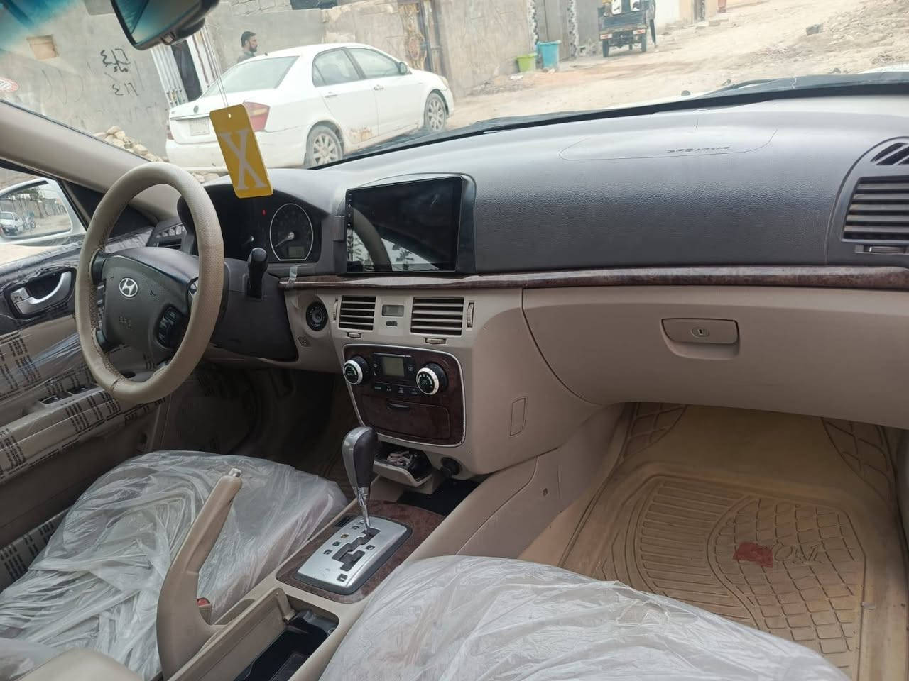 سلام عليكم
سوناتا ٢٠٠٦ خليجي مكينه ٣٣٠٠

سياره رقم أربيل باسمي

كامله مابيه نقص من كل النواحي

عليها ادامه كامله حتى غرفة الاحتراق
كامرا دواره حساسات
 ويل كب ١٧
تبريد بيانو
فول لمتد
بيه ٣ قطع  صبغ  فقط بخ وعندي سونارات بيه

سعر ٩٥ وبيه مجال

***********
