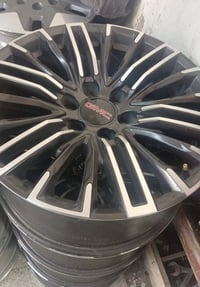 للبيع أو مراوس تخم ويلكب جمسي حجم20 اصلي موديل25 للستفسار اتصل وتدلل 0...