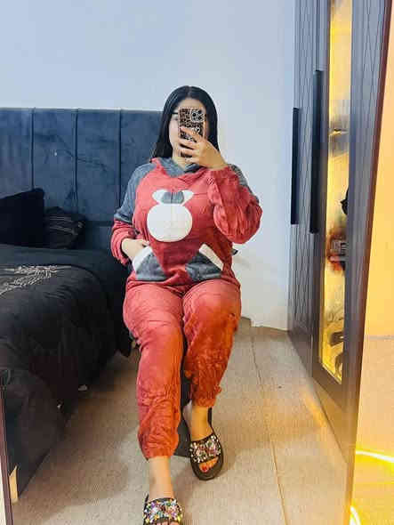 بنات شغل من داخل البيت كل الي عليج تنشرين البضاعه والج نسبه على كل قطعه انتم ضيفو السعر الي يعجبكم الي 
تحب تتواصل ويايه  واتساب  ***********
