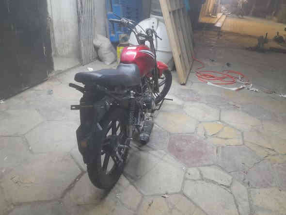 سلام عليكم دراجه نوع سيام للبيع موديل 2021 محرك مامفتوح 5 كير نقوصاتها كهربائيات سعر 350 مكاني بغداد الدوره *********** واتساب
