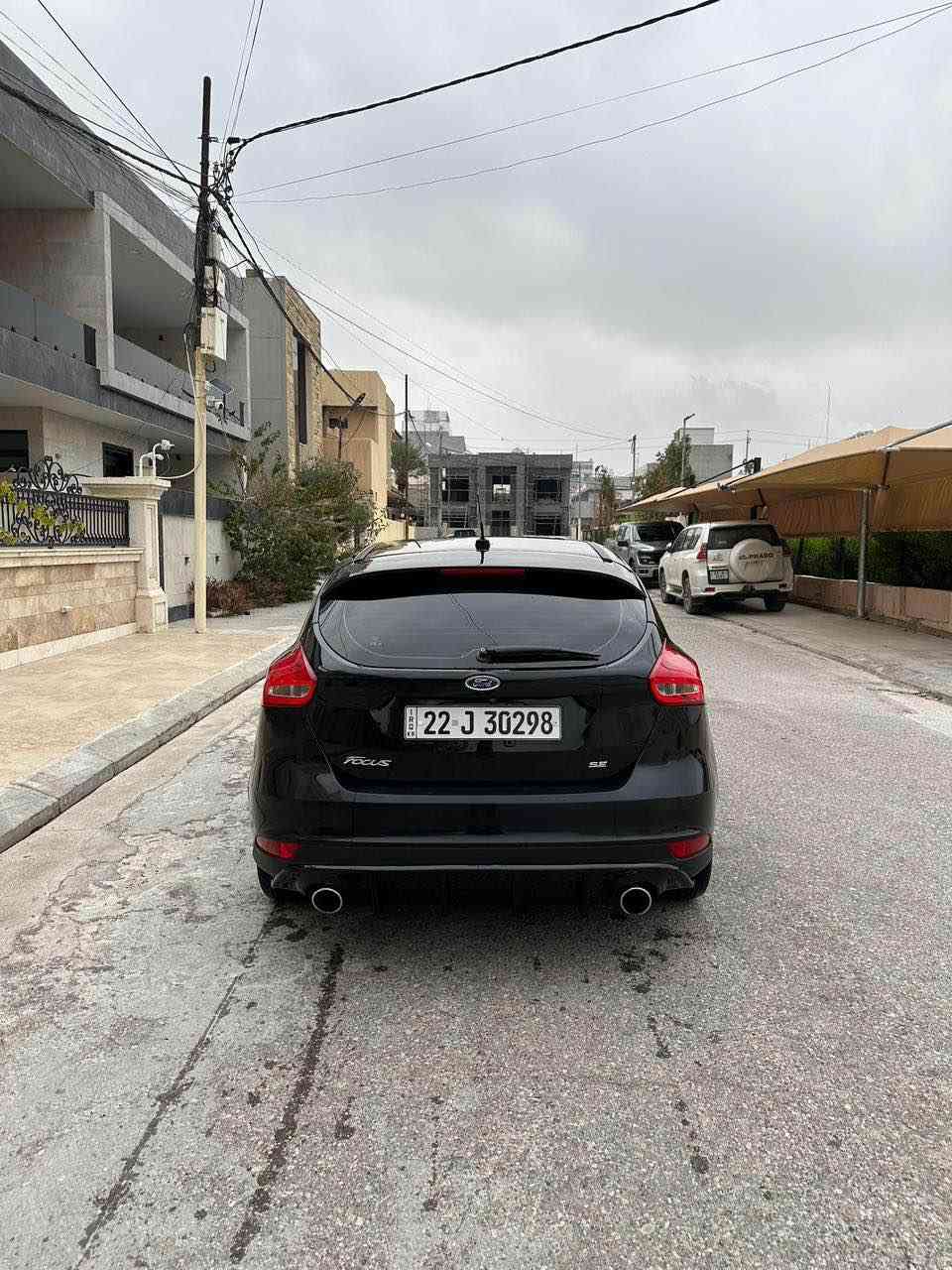 فورد فوكس ٢٠١٧ مصفات se  كير مه كينه هه موو شتي به شه رت سه نه وي ره قم هه موي نويه به ناوخومه بي بوياغ بي ارباك هيجي نيه ١٠٠ رويشيه *********** أربيل, العراق
