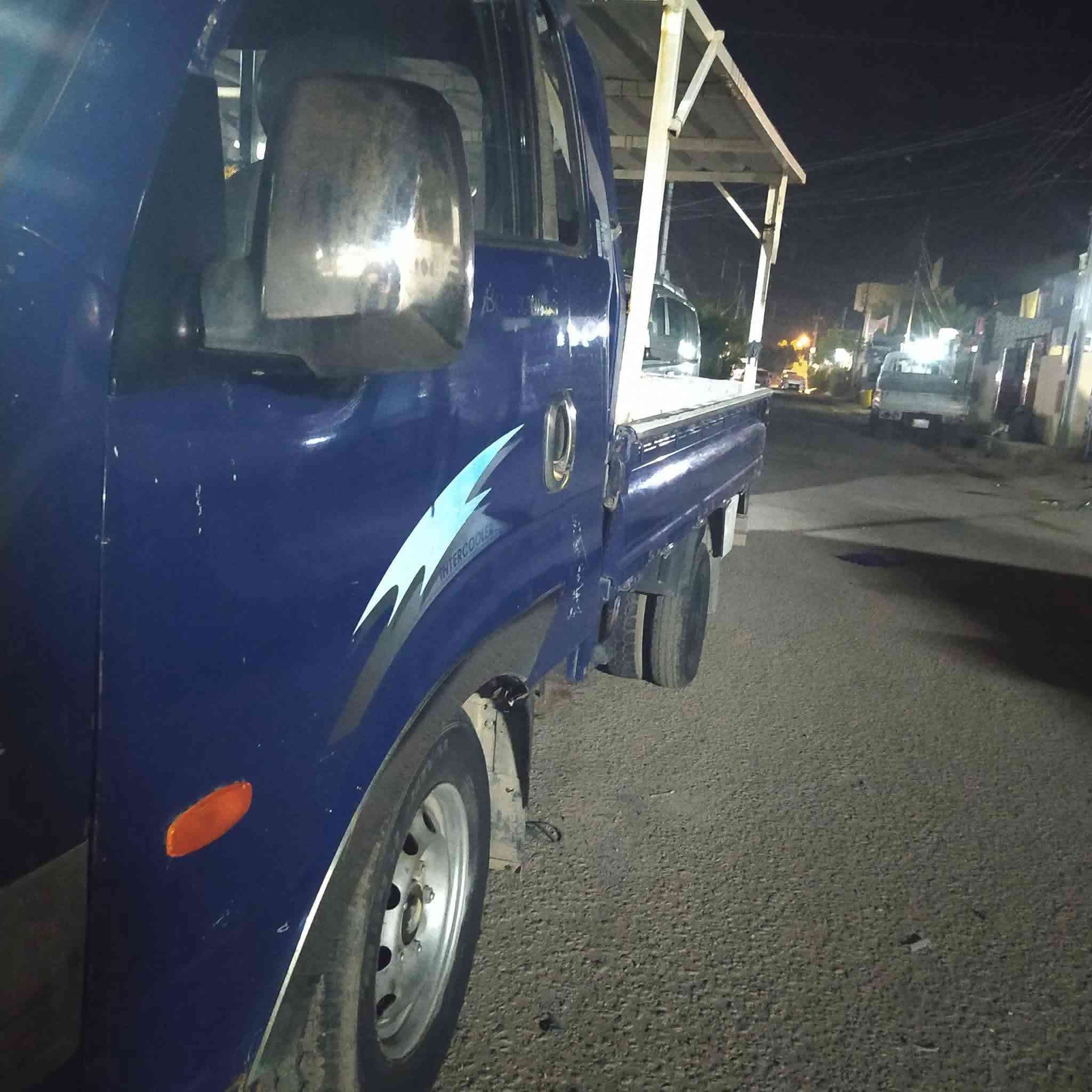 السلام عليكم كيه بومه 2005 محرك 3000  جاهزه من كلشي  سعرها 70 وبيها مجال هاذا رقمي *********** الاتصال فقط على الخط
