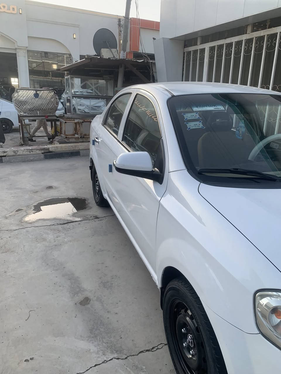 افيو موديل ١١ مكفول من الصبغ والتبديل  تبريد شغال  محرك اوتماتيك سياره جديده السعر ٨٥ وبيها مجال اي استفسار ***********
