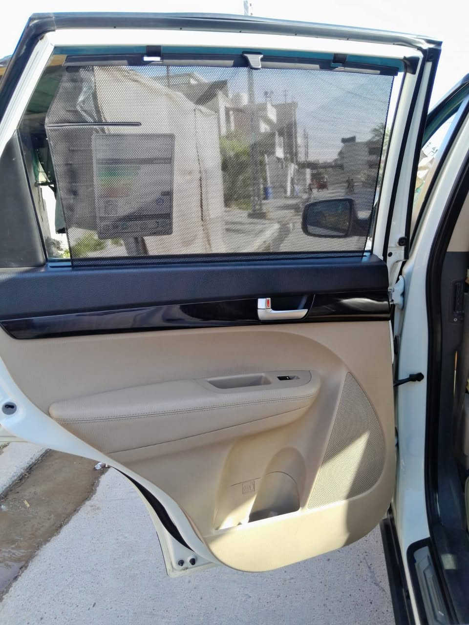 السلام عليكم سورنتو موديل ٢٠١٥ خليجيه السياره نص فول  بصمه السياره تحكم استيرن   اشاير بالمري  اشاير ترحيب مري شفط
بردات ابلاديه رقم بغداد بسمي تحويل ثاني يوم  السياره نظيفه بمعنه الكلمه مامتعوبه  بدون ظربه السياره  فقط بيهه طخه بالهلال مال التاير الأمامي  /  اخوان مكلف بالنشر  هاذه رقم صاحب السياره.    ***********
اتصل وتدلل
