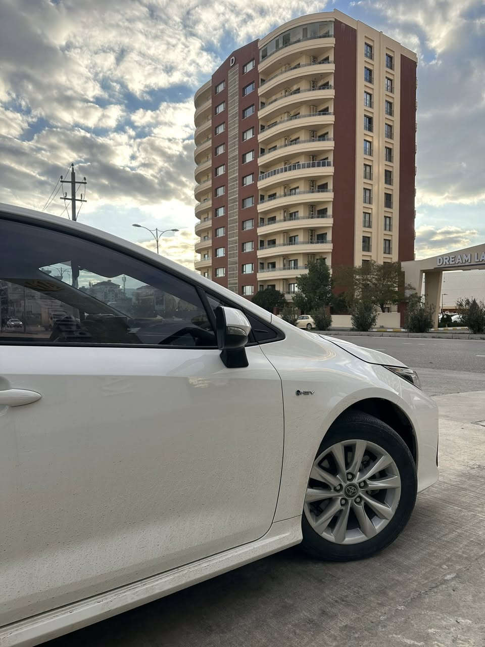 Crola 2024 HEV🪬
٣٥٠٠٠ کم ڕۆشتوە
هەموو گیانی بەشەرت هیچی پێوە نیە
کوشن جلدو سڵاید 
***********
