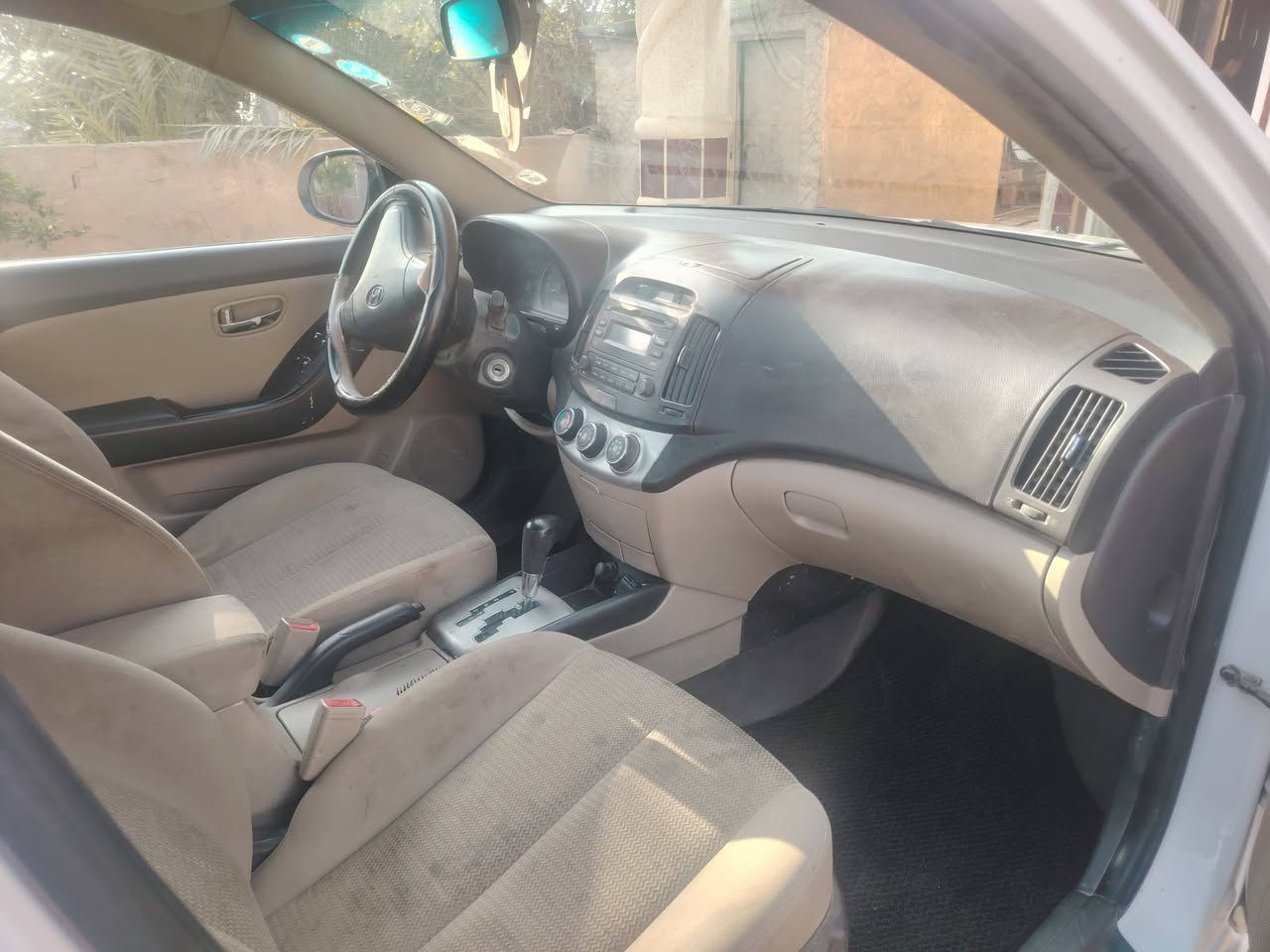 انترا البيع موديل 2011 رقم ***********
