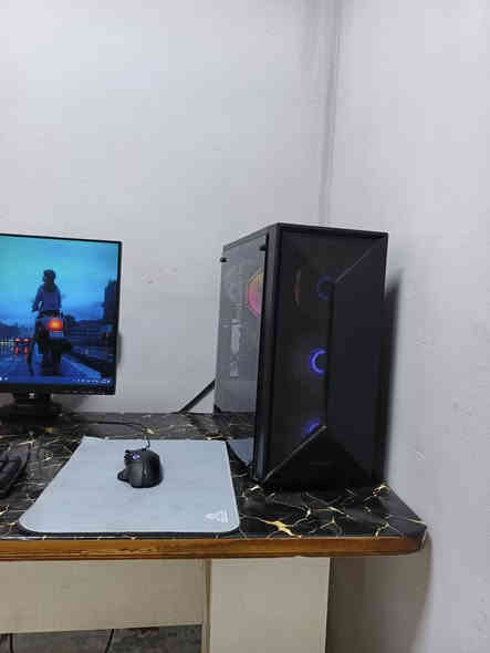 السلام عليكم
 تجميعة كامله للبيع
GPU RTX  3070 3 FAN RGB 
CPU Core i5 11400F 6 Cores 12 Theards 
RAM  XPG 8X2 16GB 3200 Hz RGB 
STORAGE M.2 NVMe 1000GB 
POWER SPPLY 600W COOLER MASTER
‎مبرد هوائي  احترافي RGB 
Caes ANTEC  4 FAN RGB black color 
WINDOWS 11 PRO 

‎شاشه  gaming 
Monitor 
24 inch  
144 Hz 1 ms 
Ips 
‎يوبي اس حجم Tigers 1500VA  شبه جديد 
‎ماوس  لوجتك 505
كيبورد ميكانيك

 السعر 950 الف كامله  ✅ 
*********** 
‎مكاني بغداد الحرية   
توصيل موجود
