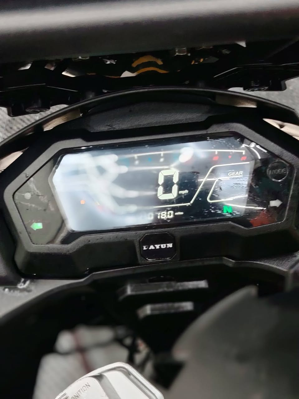 السلام عليكم دايوان دافنجر محرك 300cc موديل 25 رقم اربيل تحويل ثاني يوم كفاله عامه مكينه مامحطوط عليها سبانه كامله مكمله بدون نواقص بيع فقط بدون مراوس مكاني بغداد السيديه السعر 3/250 يعني 3ملايين وربع ***********
