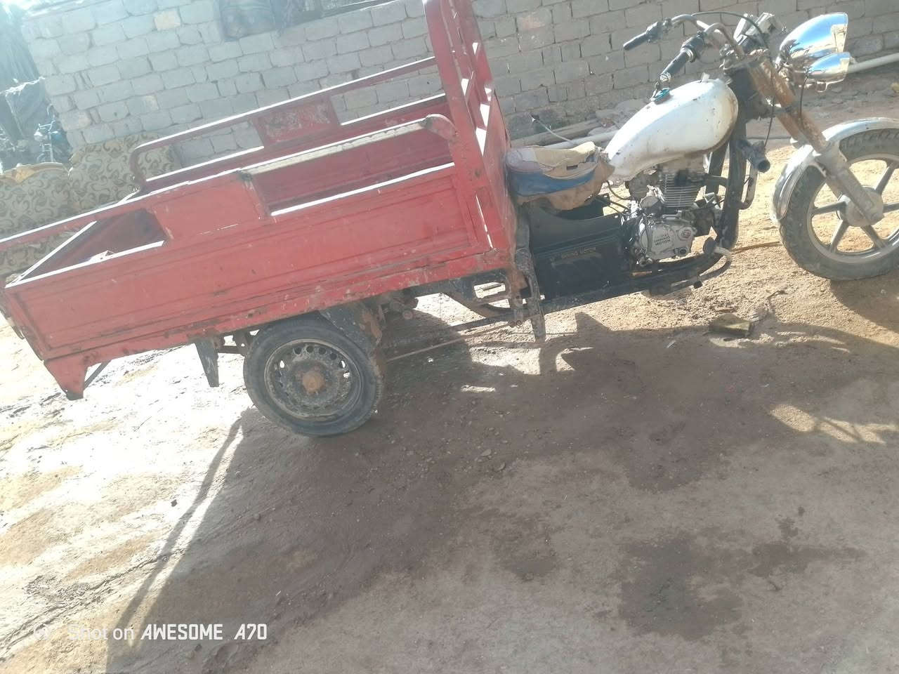 سلام عليكم ستوته للبيع موديل 2012 مكان بابل مكفول  ركبه وشاصي   سعر 650وبيه مجال ر***********
