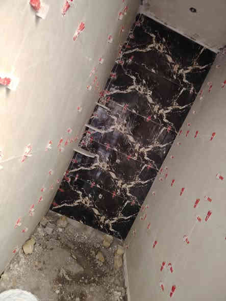 السلام عليكم خلفله #سيراميك #ارضي #مرمر #درج شغل نظيف ومرتب واهاذ كدامكم واتنمئ ينال اعجابكم وهاذ باب زرقنه....
#الرقم ***********
