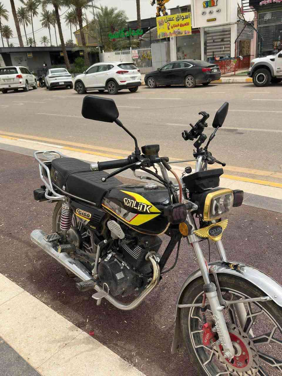 اعاده نشر بسبب الوعود الكاذبه
سيفان اسود موديل 2025مكينه 2024 200cc
سوجين وبصمه دراجه مال بيت استخدام شخصي مكاني بعقوبه الجديده تفاصيلها خاص وبيها ورقه كارتونيه صارلها تقريباً 4 اشهر من اخذتهه زيرو ماشيه 001414K
السعر 750 وبيها مجال بسيط


**إذا كنت صاحب هذا الإعلان وتريد حذفه لأي سبب، رجاءا أرسل رسالة إلى الدعم الفني**
