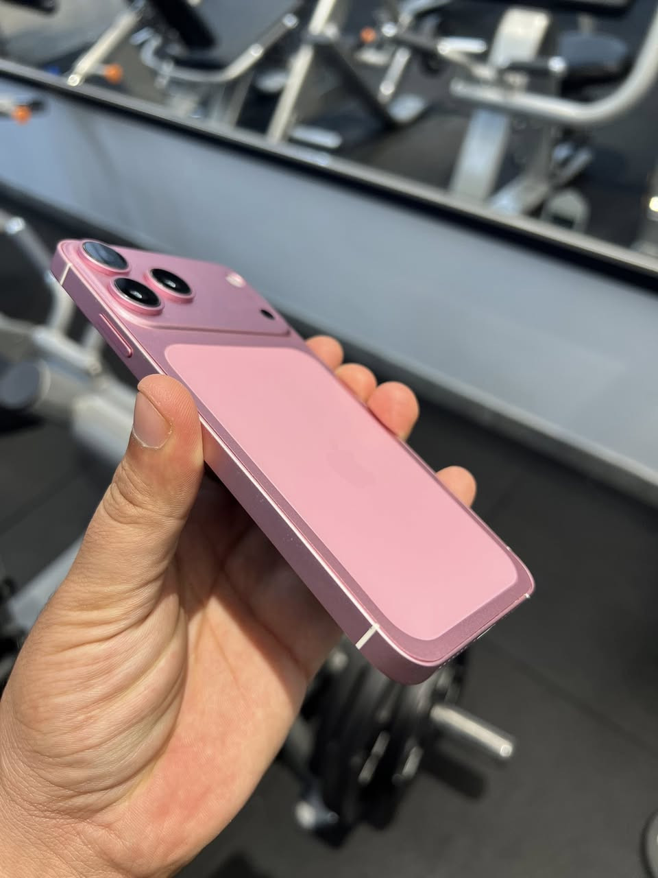السلام عليكم ايفون Xs MAX  • جهاز محور 17 برو ماكس مكفول كفاله عامه فقط محور ذاكره 256  بطاريه 80% جهاز جديد كلش متوفر توصيل جميع محافضات العراق ***********
